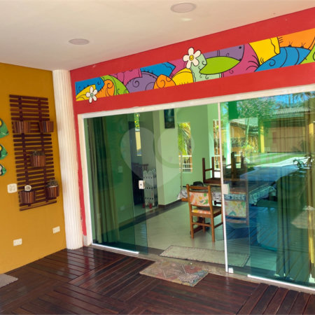 Casa à venda com 5 quartos, sendo 1 suíte,  em Boraceia, Bertioga, SP