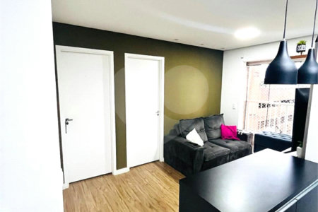 Apartamento à venda com 2 quartos em Sítio da Figueira, São Paulo, SP