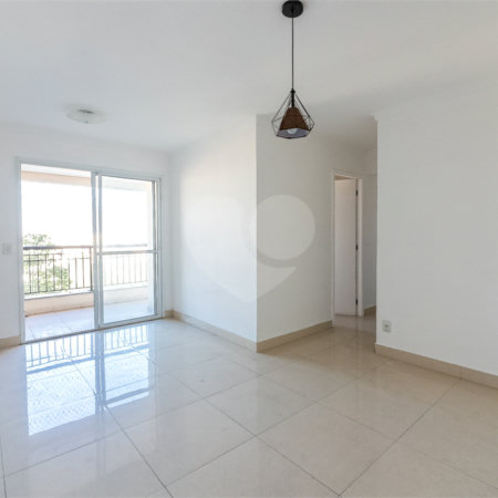 Apartamento à venda com 3 quartos, sendo 1 suíte, em Jardim Parque Morumbi, São Paulo, SP