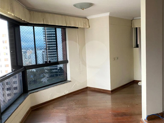 Apartamento à venda com 4 quartos, sendo 3 suítes,  em Morumbi, São Paulo, SP