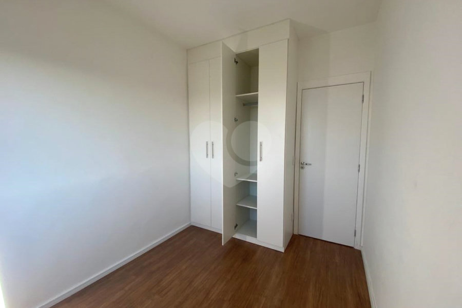 Apartamento à venda ou para alugar com 2 quartos, sendo 1 suíte, em Condomínio Granja Viana Ii, Cotia, SP