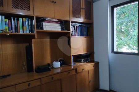 Apartamento à venda com 4 quartos, sendo 1 suíte,  em Brooklin Paulista, São Paulo, SP