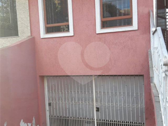 Sobrado à venda com 3 quartos, sendo 1 suíte,  em Jardim Cachoeira, São Paulo, SP