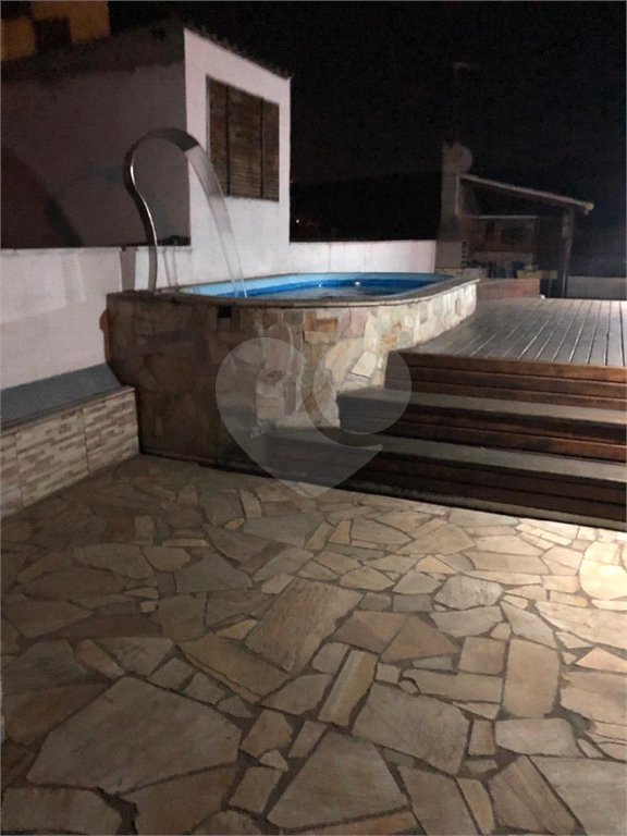 Casa à venda com 3 quartos, sendo 1 suíte,  em Vila Suissa, Mogi das Cruzes, SP