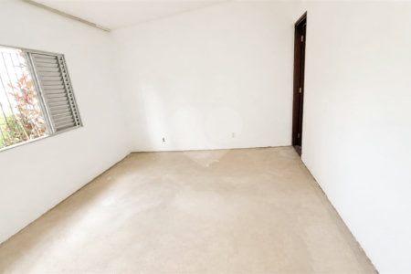 Casa Térrea à venda com 3 quartos, sendo 2 suítes, em Vila Albertina, São Paulo, SP