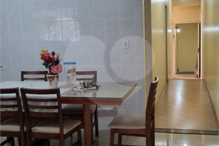 Sobrado à venda com 5 quartos em Vila Santos, São Paulo, SP