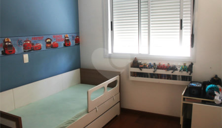 Apartamento à venda com 3 suítes em Vila Gilda, Santo André, SP