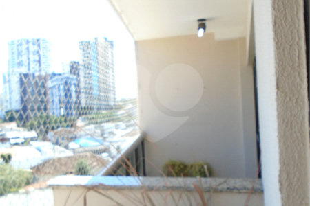 Apartamento à venda com 3 quartos, sendo 1 suíte, em Vila Oliveira, Mogi das Cruzes, SP
