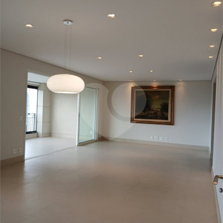 Apartamento à venda com 4 suítes em Anhangabaú, Jundiaí, SP