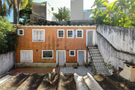 Casa à venda com 4 suítes em Vila Sônia, São Paulo, SP