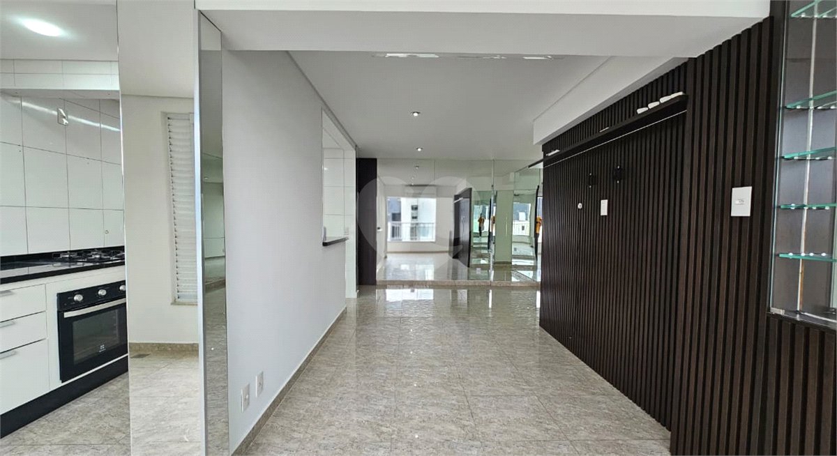 Apartamento à venda com 3 quartos, sendo 1 suíte, em Parque Campolim, Sorocaba, SP
