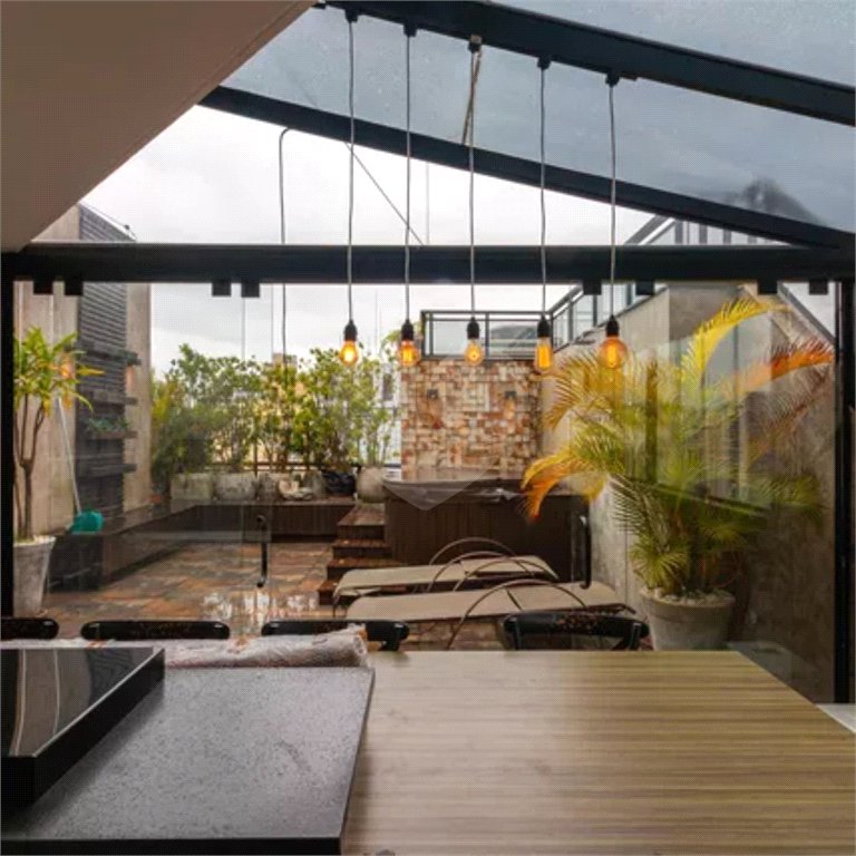 Cobertura à venda com 3 suítes em Vila Olímpia, São Paulo, SP