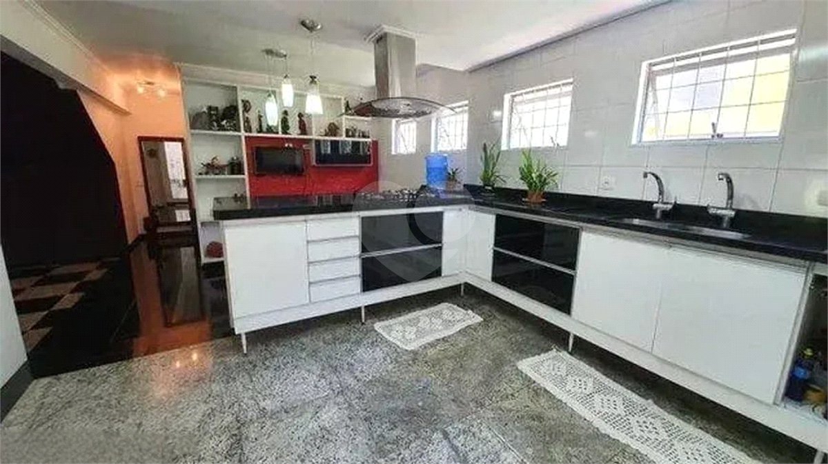 Chácara à venda com 3 quartos, sendo 2 suítes, em Santa Cândida, Vinhedo, SP