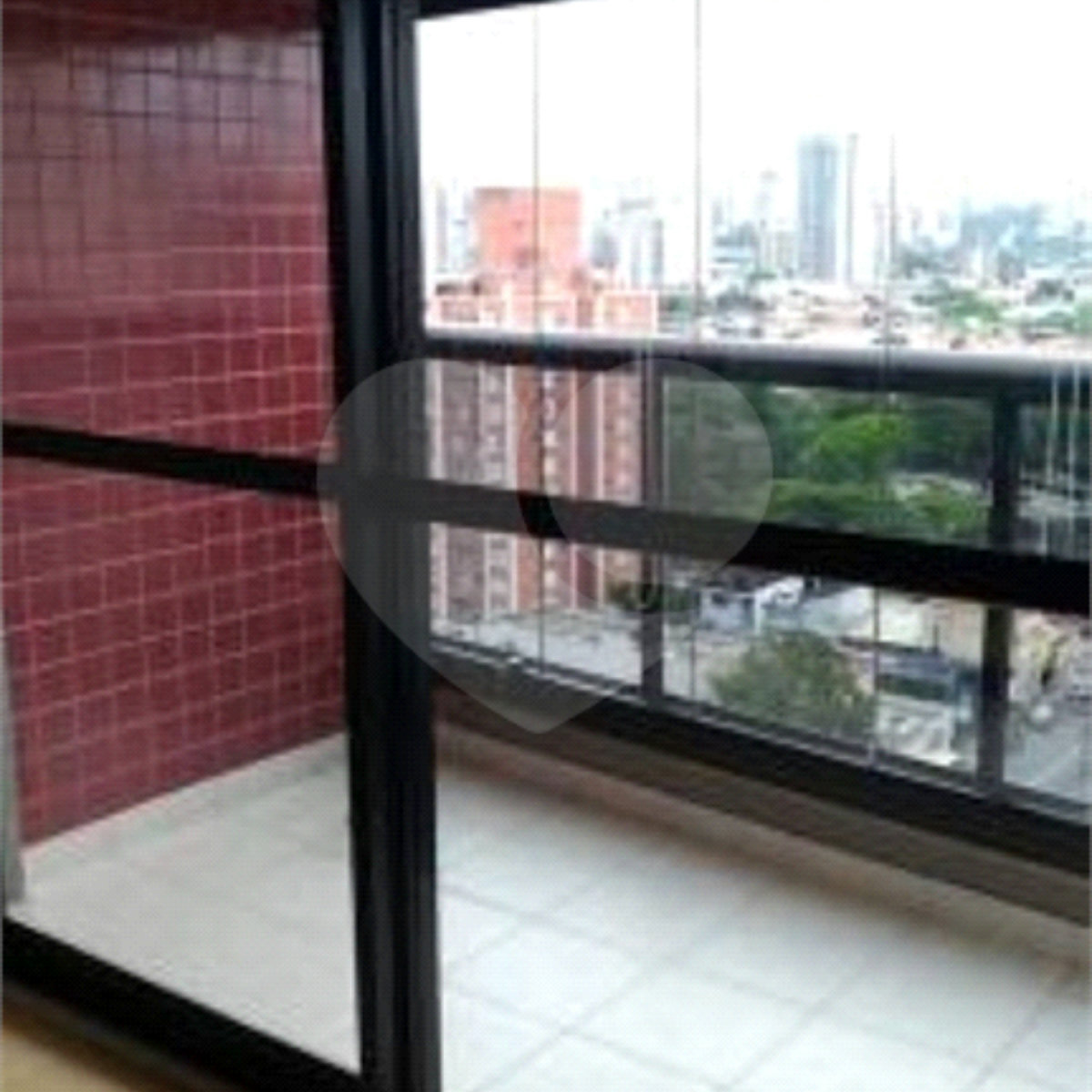 Apartamento à venda com 3 quartos, sendo 1 suíte, em Santo Amaro, São Paulo, SP