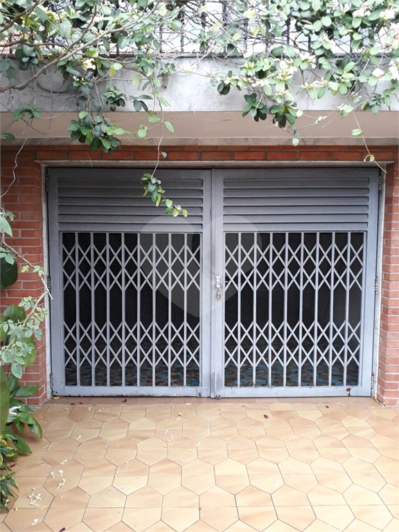 Casa à venda com 2 quartos, sendo 1 suíte,  em Vila Anastácio, São Paulo, SP