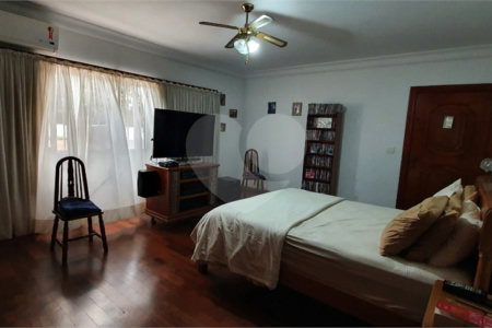 Casa à venda com 4 suítes em Vila Cordeiro, São Paulo, SP