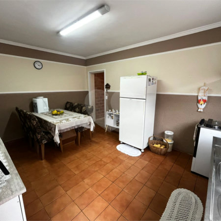 Casa à venda com 4 quartos, sendo 2 suítes,  em Vila Barth, Itapetininga, SP
