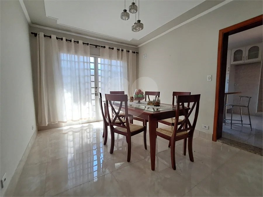 Casa à venda no bairro Castelinho, Piracicaba/SP.