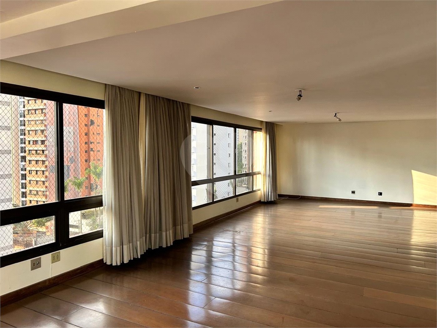 Apartamento à venda com 4 suítes em Santana, São Paulo, SP