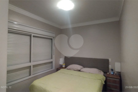 Apartamento à venda ou para alugar com 3 suítes em Vila Anastácio, São Paulo, SP