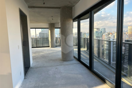 Apartamento à venda com 3 suítes em Vila Olímpia, São Paulo, SP