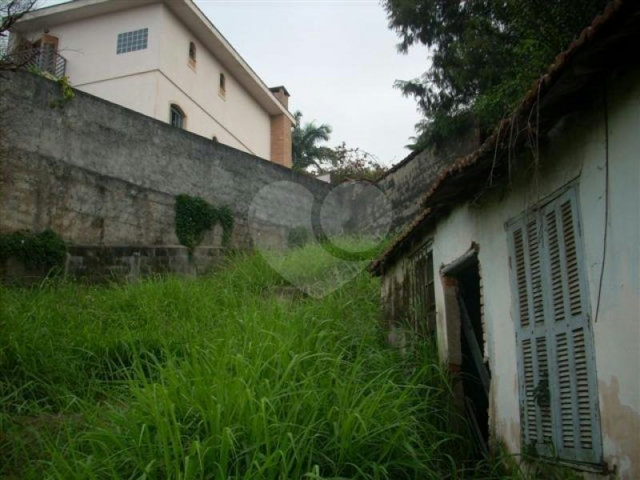 Casa Térrea à venda com 3 quartos em Horto, São Paulo, SP