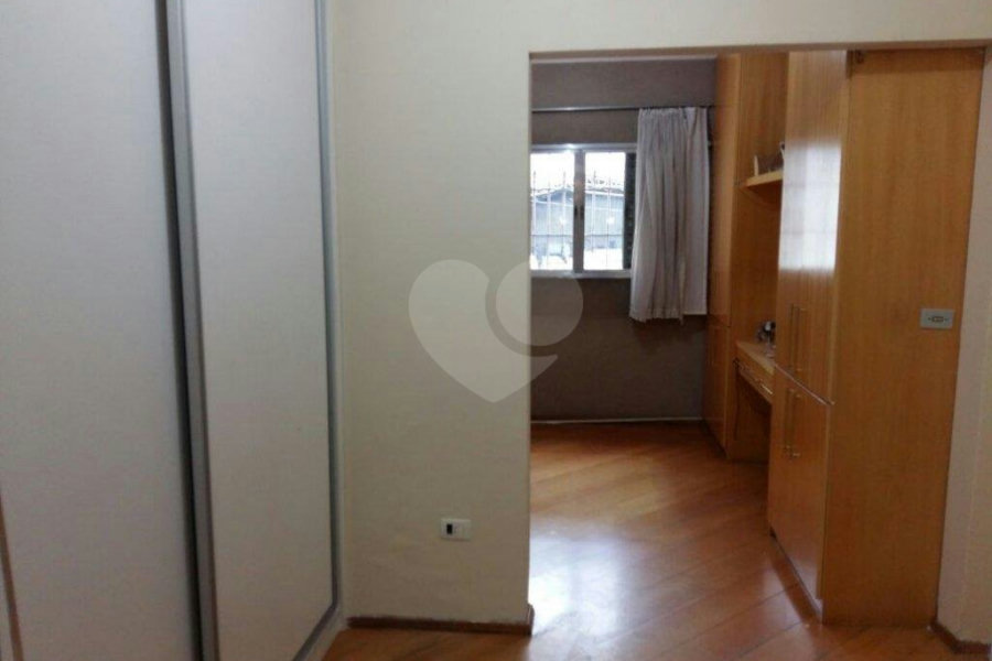Sobrado à venda com 3 quartos, sendo 1 suíte, em Jardim Brasil (zona Norte), São Paulo, SP