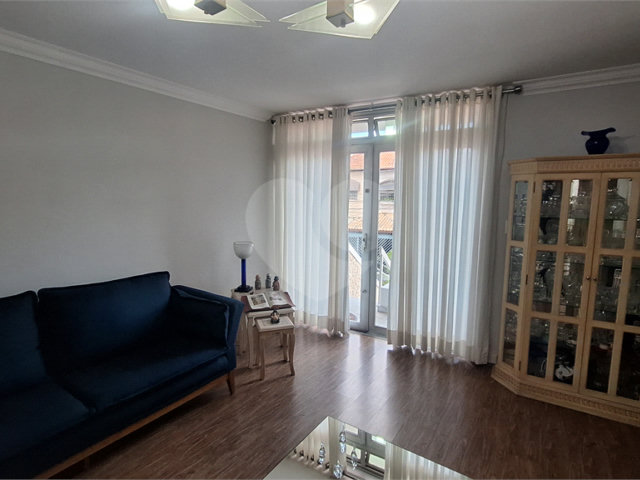 Casa à venda com 4 quartos, sendo 1 suíte,  em Vila Guilherme, São Paulo, SP