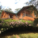 Casa à venda com 5 quartos, sendo 4 suítes,  no condomínio Cantareira, Mairiporã - SP