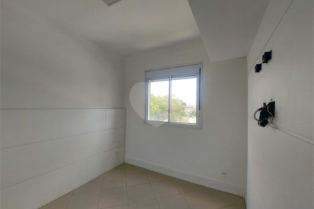 Apartamento à venda com 3 quartos, sendo 1 suíte,  em Vila Leopoldina, São Paulo, SP