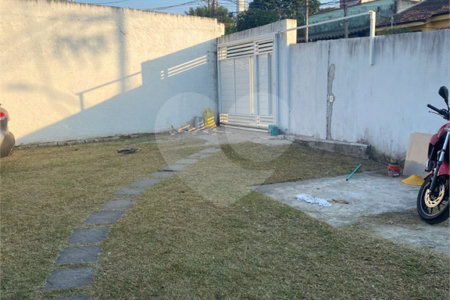 Casa à venda com 4 quartos em Campo Grande, Rio de Janeiro, RJ