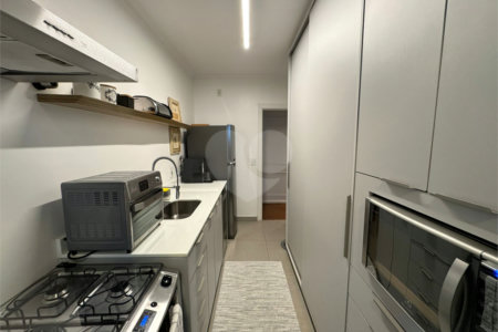 Apartamento à venda com 3 suítes em Indianópolis, São Paulo, SP