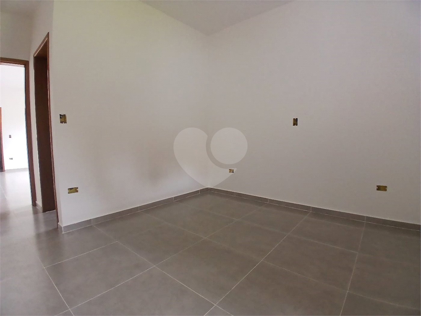 Casa à venda com 2 suítes em Jardim São Felipe, Atibaia, SP