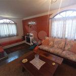Casa à venda com 4 quartos, sendo 1 suíte, no condomínio Alpes da Cantareira, Mairiporã - SP
