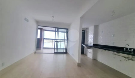 Apartamento à venda com 2 quartos, sendo 1 suíte,  em Tijuca, Rio de Janeiro, RJ