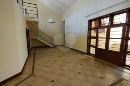 Casa à venda com 3 quartos, sendo 1 suíte, em Vila São José, Itapetininga, SP
