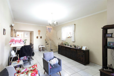 Sobrado à venda com 3 quartos, sendo 1 suíte,  em Jardim Ataliba Leonel, São Paulo, SP
