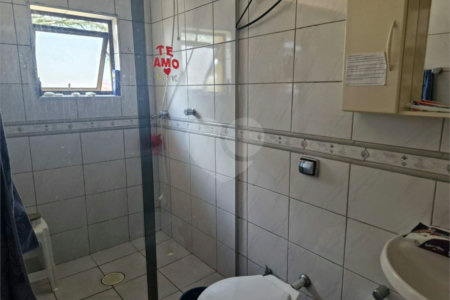 Casa à venda com 3 quartos, sendo 1 suíte, em Vila Paulista, São Paulo, SP