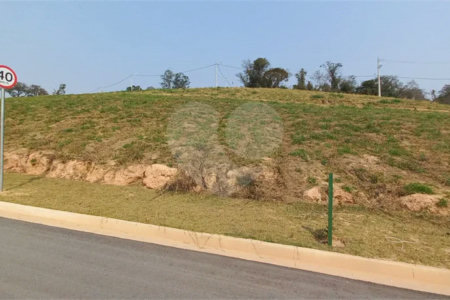 Terreno à venda em Parque dos Estados, Louveira, SP