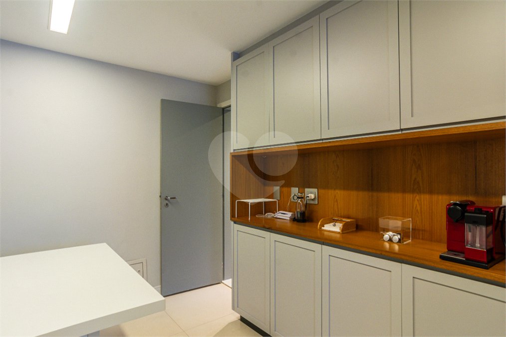 Apartamento à venda com 3 suítes em Granja Julieta, São Paulo, SP