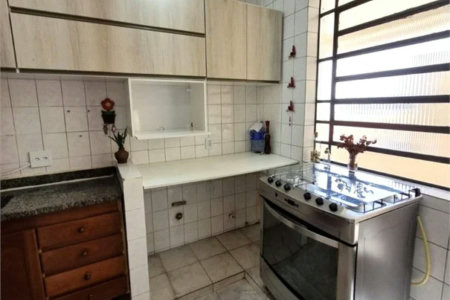 Sobrado à venda com 3 quartos, sendo 2 suítes,  em Jardim Ester Yolanda, São Paulo, SP