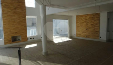 Casa à venda com 3 suítes no condomínio Villa Castanheira, São Paulo - SP