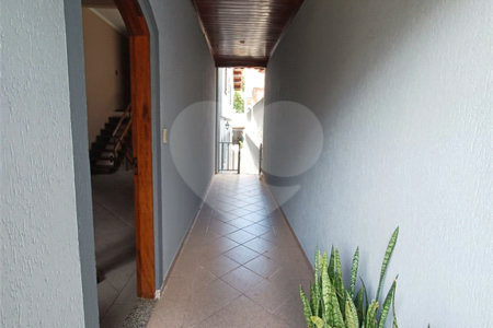 Sobrado à venda com 3 quartos, sendo 1 suíte,  em Jardim Pinheiros, São Paulo, SP