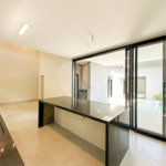 Casa à venda com 3 suítes no condomínio Residencial Mont'alcino, Valinhos - SP