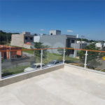 Sobrado recém-construído com 3 dormitórios em condomínio fechado em Piracicaba-SP.