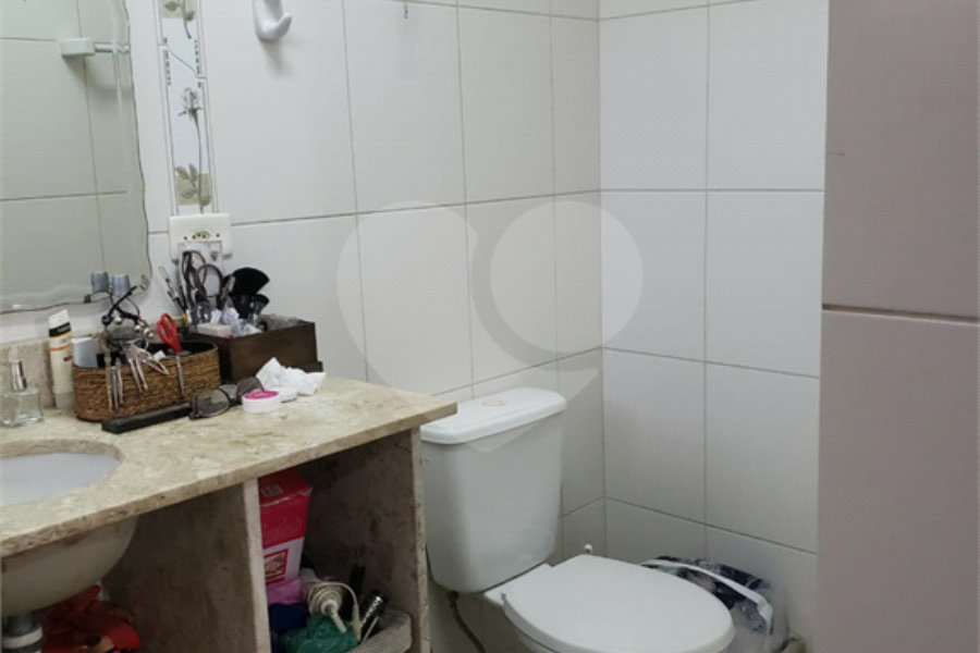 Sobrado à venda com 3 quartos, sendo 1 suíte, em Parada Inglesa, São Paulo, SP