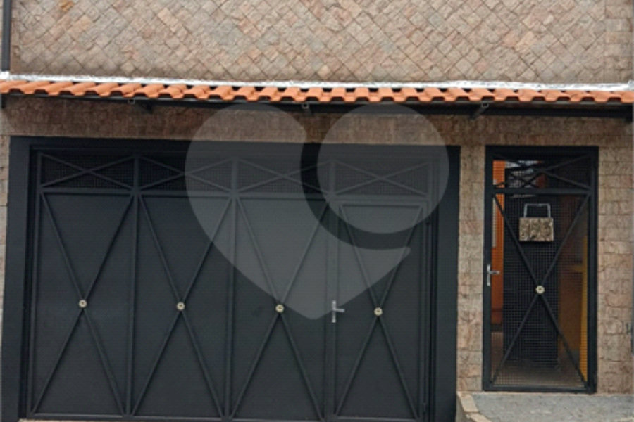 Sobrado à venda com 3 quartos, sendo 1 suíte, em Jaraguá, São Paulo, SP