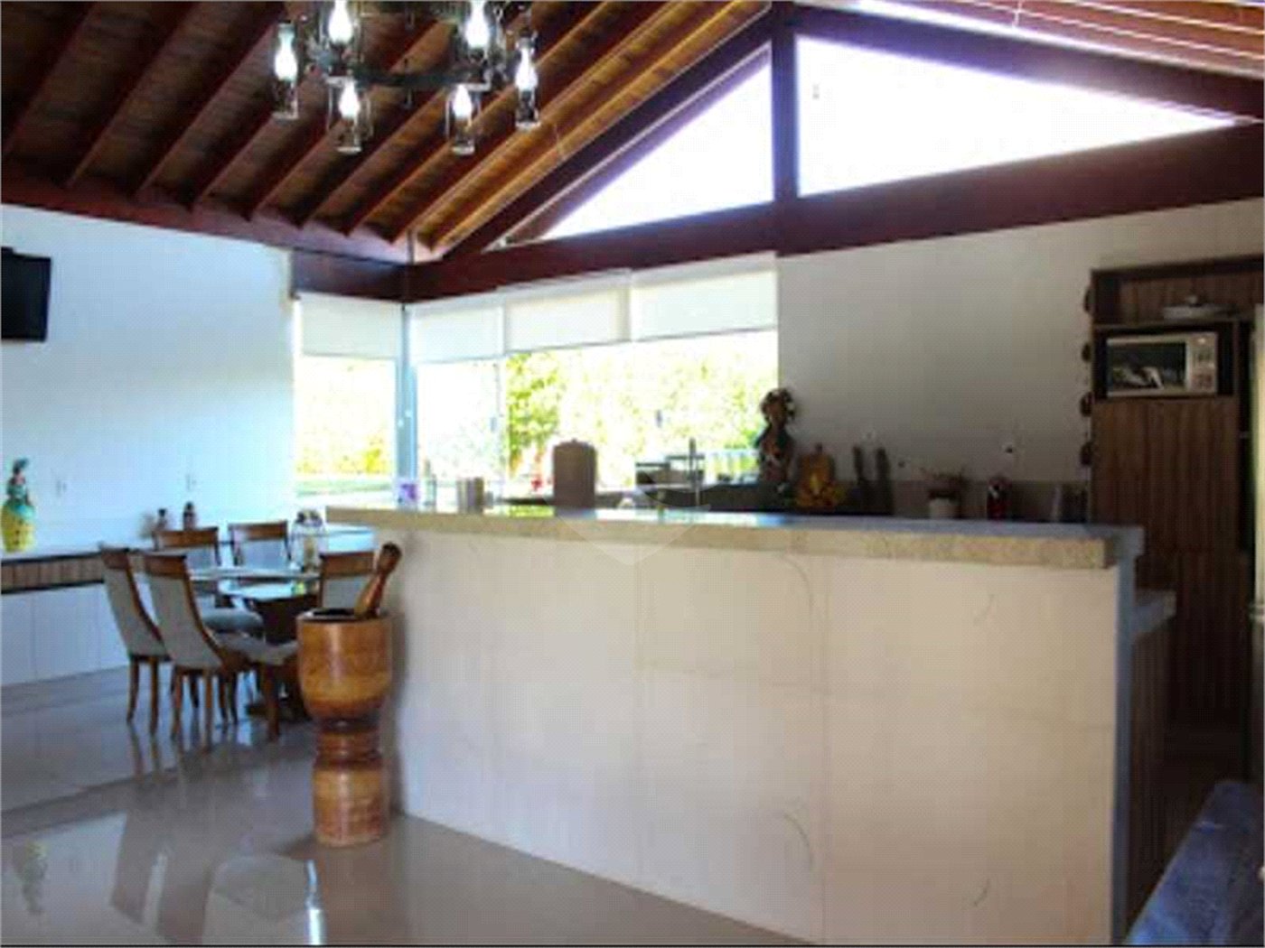 Casa à venda com 5 quartos, sendo 3 suítes, no condomínio Residencial Vale das Laranjeiras, Indaiatuba - SP