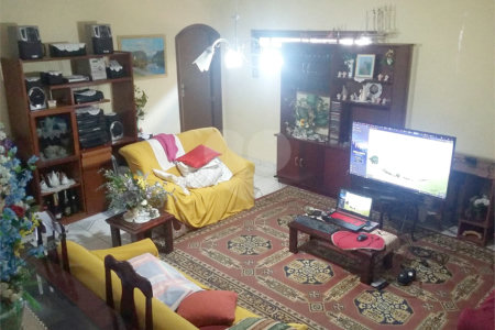 Sobrado à venda com 3 quartos em Jardim Macedônia, São Paulo, SP