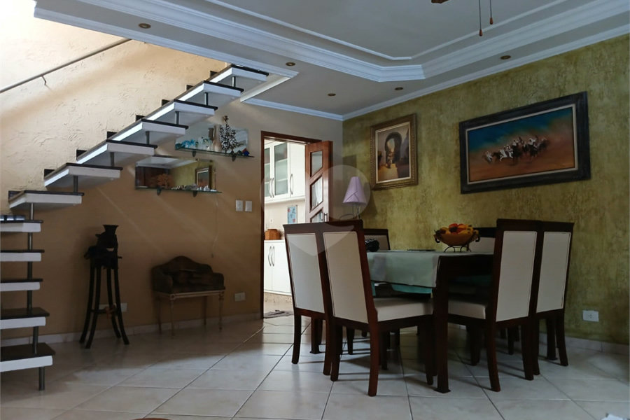 Sobrado à venda com 3 quartos, sendo 1 suíte,  em Imirim, São Paulo, SP